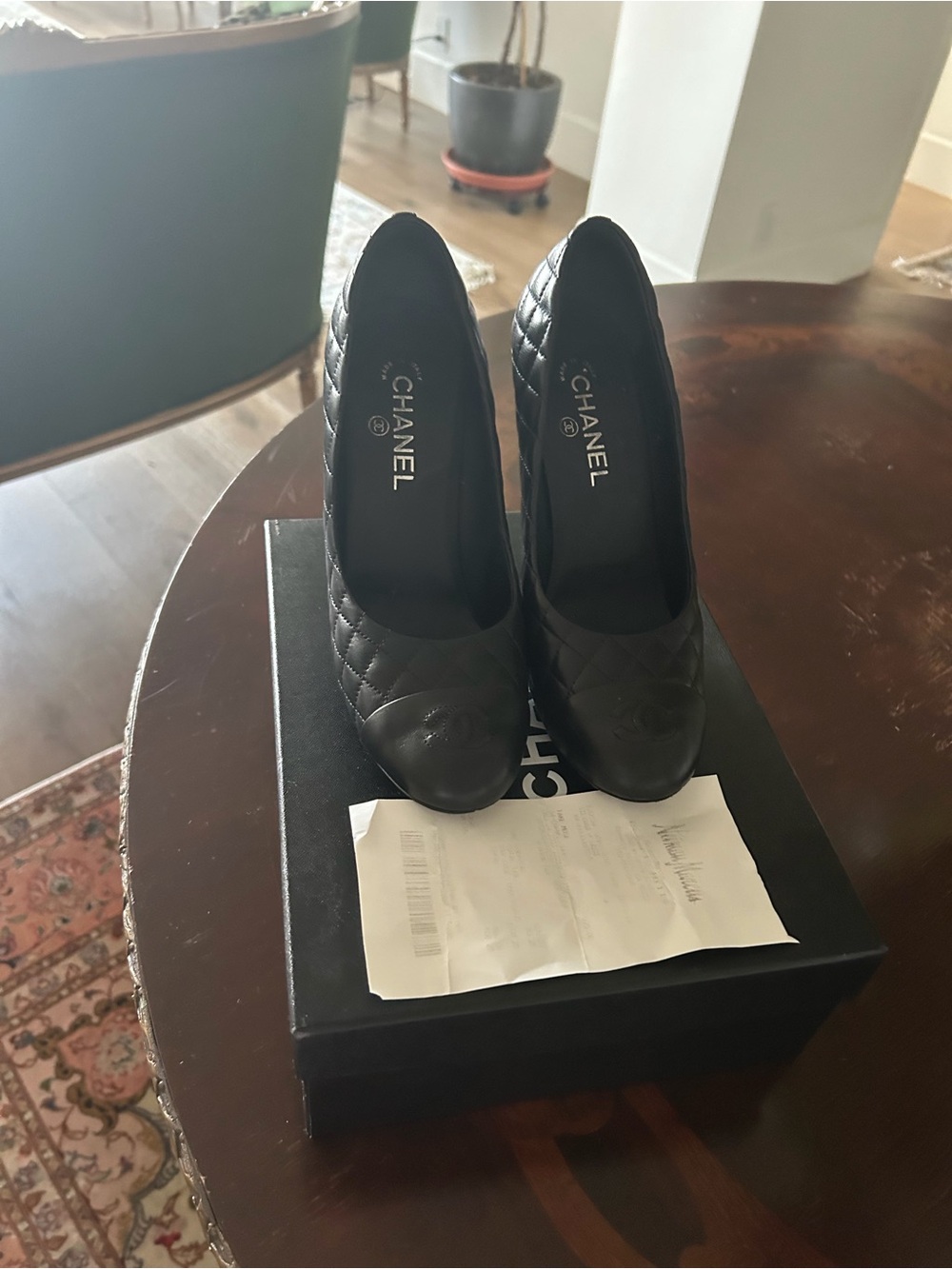 CHANEL Black Quilted Leather Pointed Toe High Heels - Picture 1 of 3